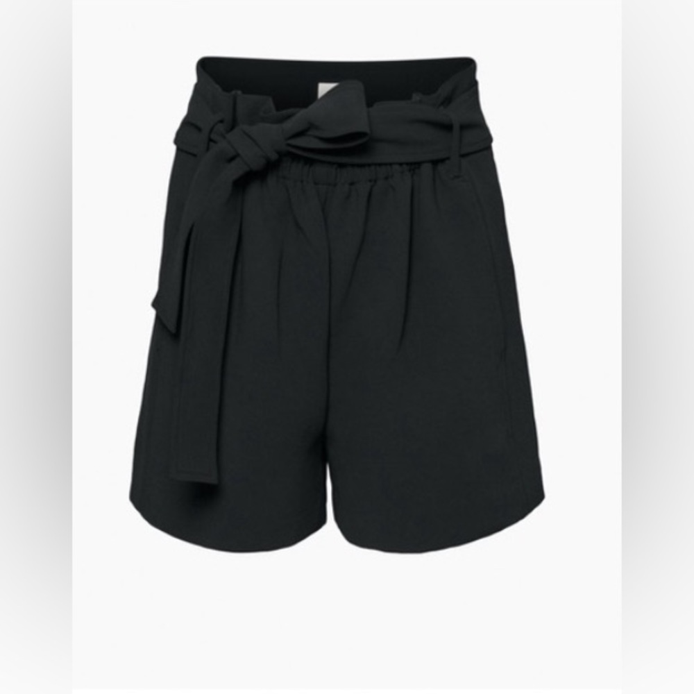 Wilfred Paper Bag Short Size 4